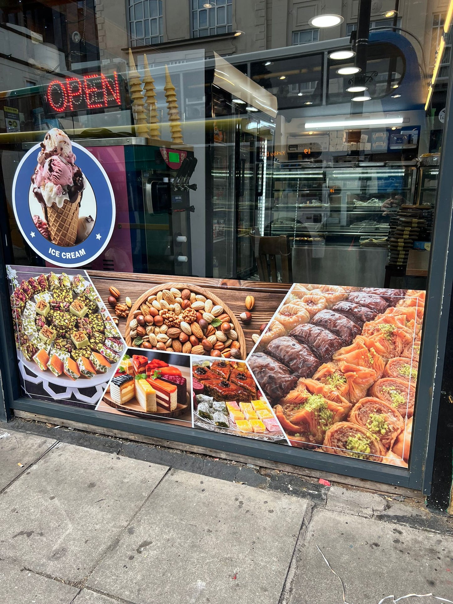 Vinyl Banner Printing – High-Quality, Durable & Weatherproof